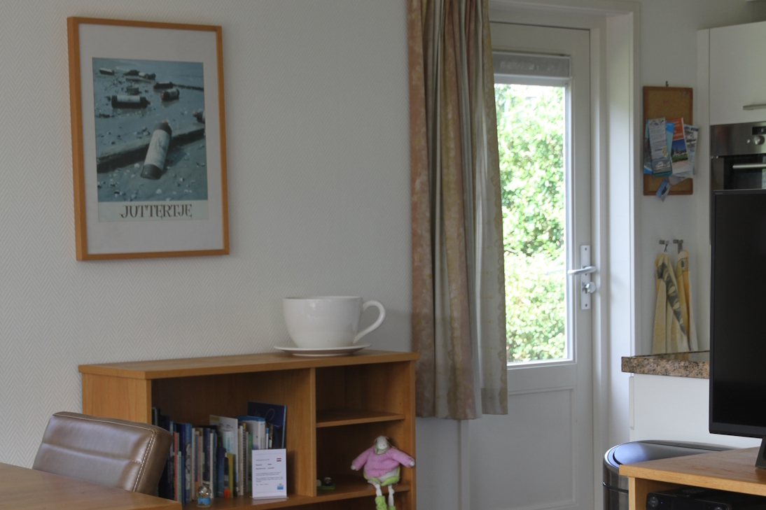 De extra deur in de keuken De extra deur in de keuken